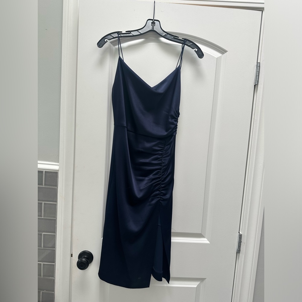 Alice & Olivia navy harmony silk dress size 4.